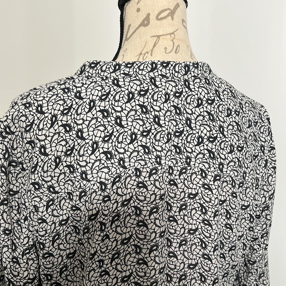 Halogen Blouse Medium Swirl Design Polyester - Picture 4 of 8